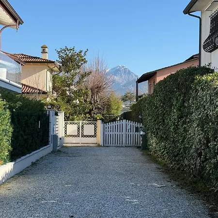Amazing In Dei Marmi - Private Parking * Forte dei Marmi