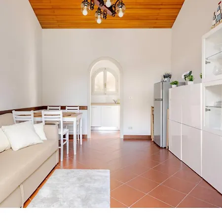 Villa Amazing Abruzzi, In Heart Of Dei Marmi *